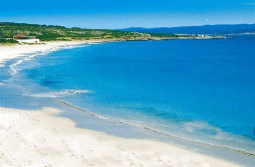 La Spiaggia delle Bombarde ad Alghero: il gioiello della Riviera del Corallo